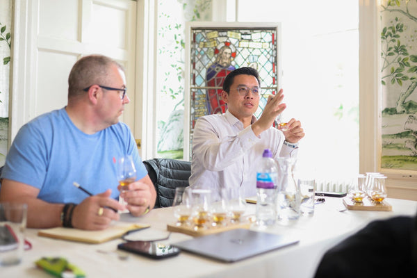 How to Encourage Conversation at a Whisky Tasting